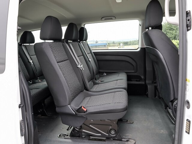 MERCEDES-BENZ Vito 114 TourerPro,Extralang,AMF Rollstuhlrampe - Minibus, Potniški kombi: slika 2 MERCEDES-BENZ Vito 114 TourerPro,Extralang,AMF Rollstuhlrampe - Minibus, Potniški kombi: slika 2