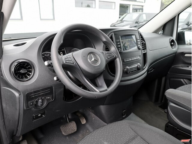 MERCEDES-BENZ Vito 114 TourerPro,Extralang,AMF Rollstuhlrampe - Potniški kombi: slika 5 MERCEDES-BENZ Vito 114 TourerPro,Extralang,AMF Rollstuhlrampe - Potniški kombi: slika 5