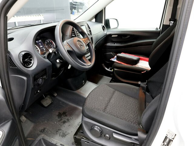 MERCEDES-BENZ Vito 114 TourerPro,lang,Automatik,8Sitze,Kamera... - Potniški kombi: slika 2 MERCEDES-BENZ Vito 114 TourerPro,lang,Automatik,8Sitze,Kamera... - Potniški kombi: slika 2