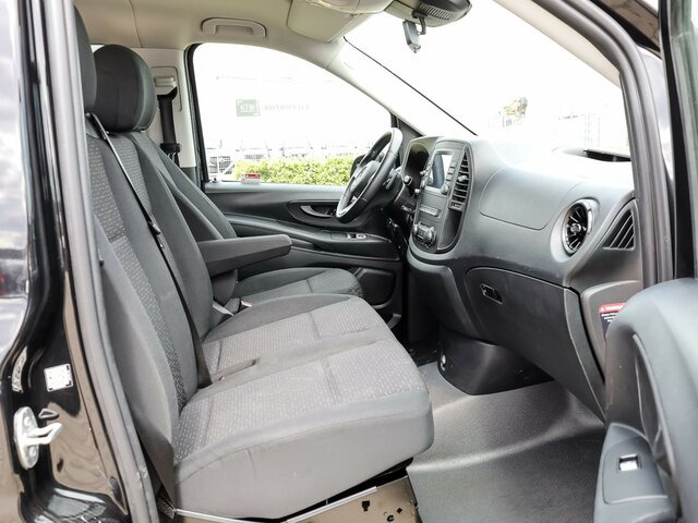 MERCEDES-BENZ Vito 116TourerPro ,Extralang,2xKlima,Kamera,AHK - Minibus, Potniški kombi: slika 3 MERCEDES-BENZ Vito 116TourerPro ,Extralang,2xKlima,Kamera,AHK - Minibus, Potniški kombi: slika 3