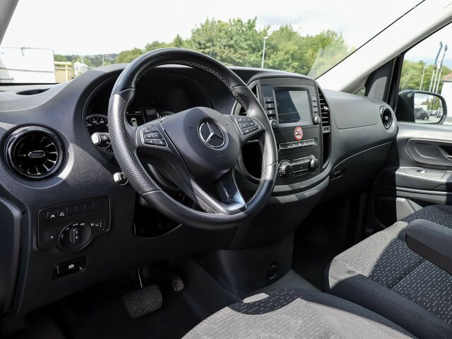 MERCEDES-BENZ Vito 116TourerPro ,Extralang,2xKlima,Kamera,AHK - Minibus, Potniški kombi: slika 5 MERCEDES-BENZ Vito 116TourerPro ,Extralang,2xKlima,Kamera,AHK - Minibus, Potniški kombi: slika 5