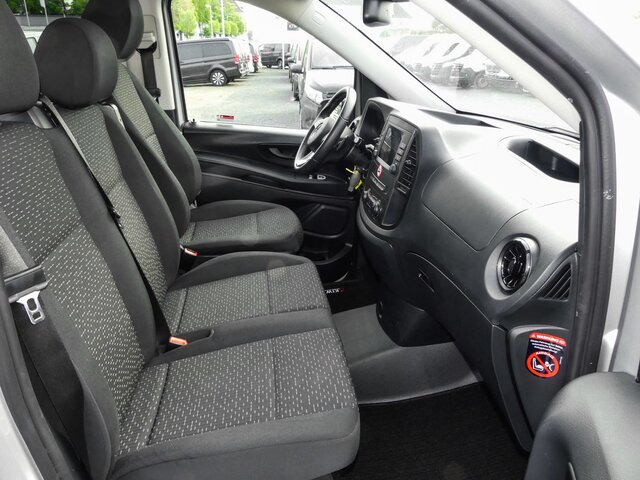 MERCEDES-BENZ Vito 116TourerPro Kombi,Extralang,2xKlima,Kamera - Potniški kombi: slika 2 MERCEDES-BENZ Vito 116TourerPro Kombi,Extralang,2xKlima,Kamera - Potniški kombi: slika 2