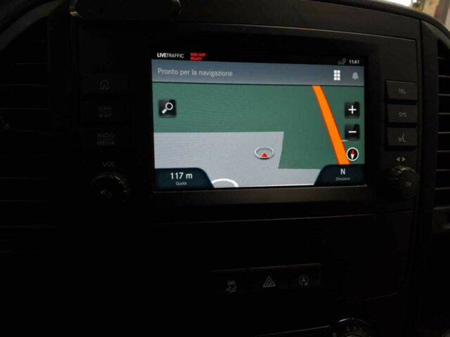 MERCEDES-BENZ Vito116CDI KA lang,Kamera,Klima,Tempomat - Mali kombi: slika 4 MERCEDES-BENZ Vito116CDI KA lang,Kamera,Klima,Tempomat - Mali kombi: slika 4