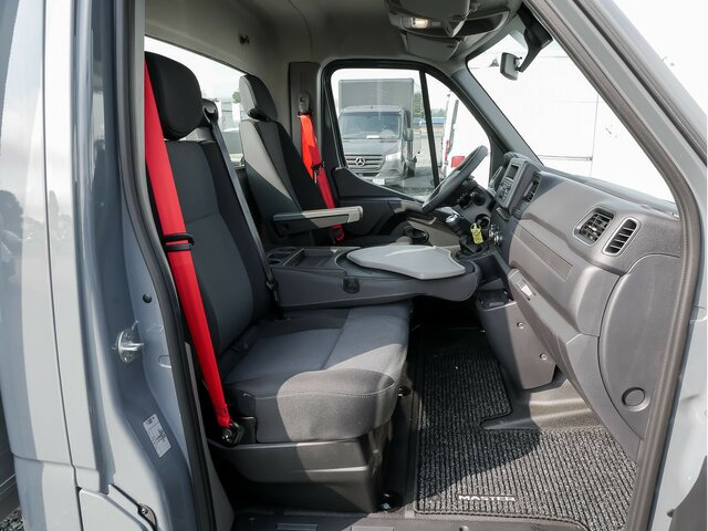 RENAULT Master Pritsche L4,3,5To,4200mm Ladefläche - Dostavno vozilo s kesonom: slika 5 RENAULT Master Pritsche L4,3,5To,4200mm Ladefläche - Dostavno vozilo s kesonom: slika 5