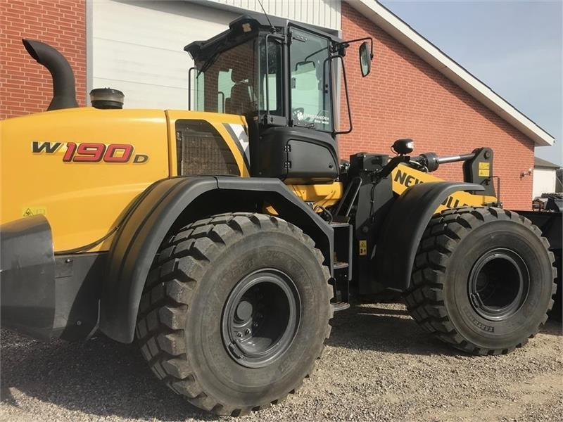 New Holland W190D - Kolesni nakladalec: slika 3 New Holland W190D - Kolesni nakladalec: slika 3