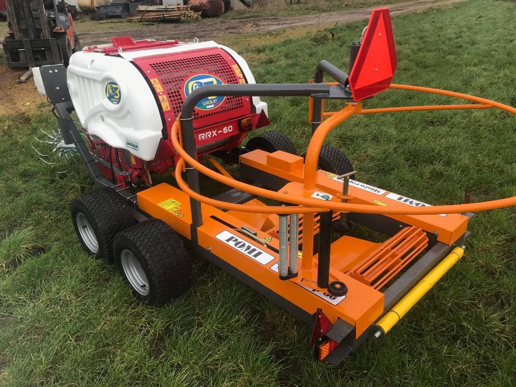 Pomi Mini wrap 60 - Balirka za okrogle bale: slika 1 Pomi Mini wrap 60 - Balirka za okrogle bale: slika 1