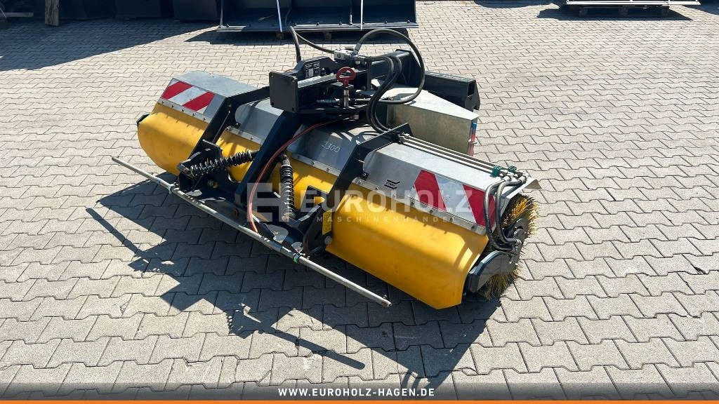 Metla Kehrmaschine passend Kramer 420 950 2300 mm gebr: slika 8