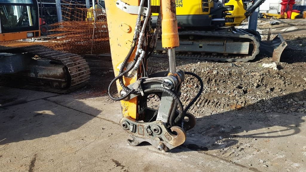 Liebherr Kettenbagger R924B HDSL Litronic, SW48 Likufix - Bager goseničar: slika 3 Liebherr Kettenbagger R924B HDSL Litronic, SW48 Likufix - Bager goseničar: slika 3