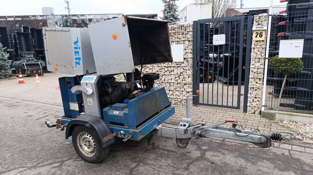 Vietz Baukompressor Arcobil 1, Stromaggregat Deutz-Motor - Zračni kompresor: slika 5 Vietz Baukompressor Arcobil 1, Stromaggregat Deutz-Motor - Zračni kompresor: slika 5