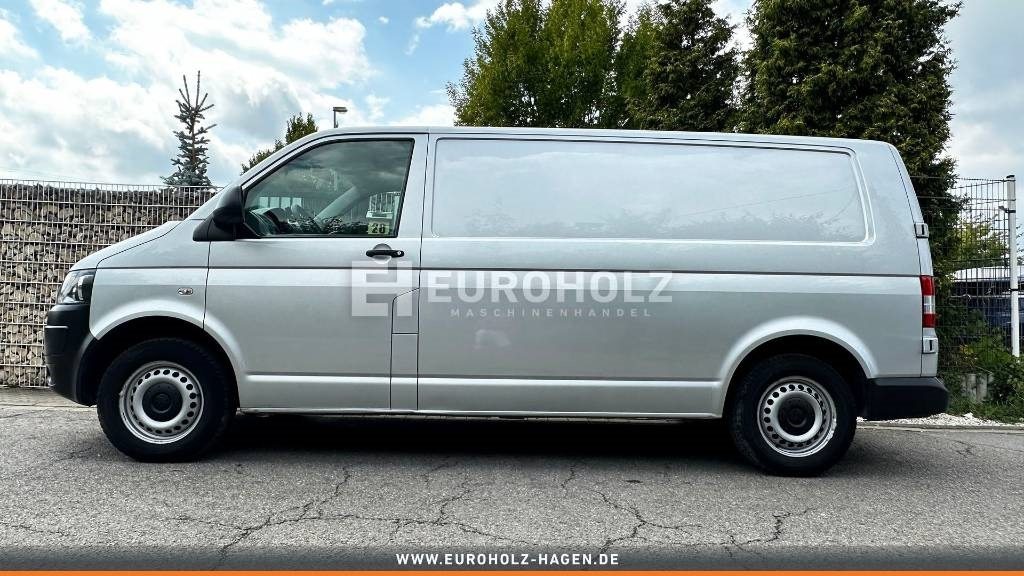 Volkswagen T6 2.0 TDI, Transporter, Kasten, Werkstattschränke - Dostavno vozilo z zabojnikom: slika 2 Volkswagen T6 2.0 TDI, Transporter, Kasten, Werkstattschränke - Dostavno vozilo z zabojnikom: slika 2