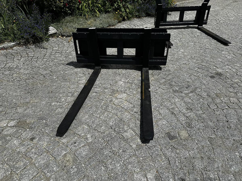 Big Palettengabel mit Bobcat 114cm Aufnahme - Vilice za Oprema za rokovanje z materiali: slika 1 Big Palettengabel mit Bobcat 114cm Aufnahme - Vilice za Oprema za rokovanje z materiali: slika 1