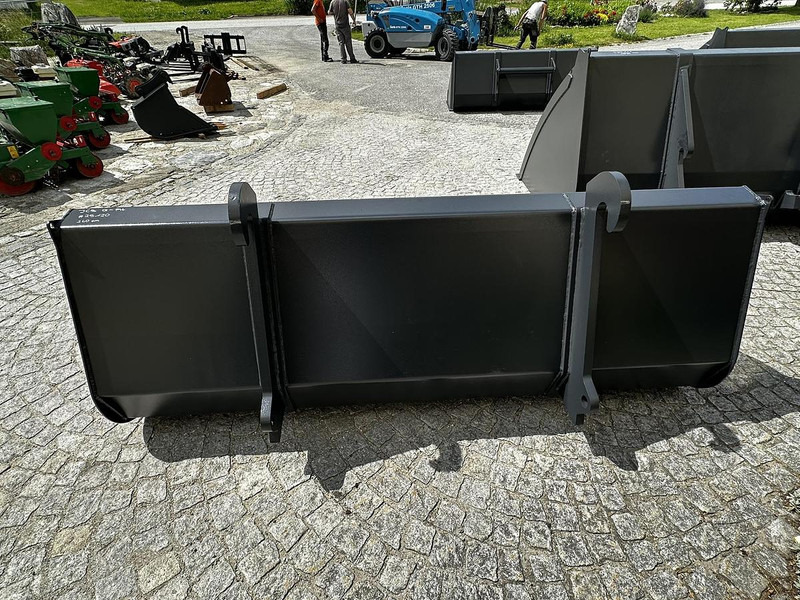 Big Schwergutschaufel 240 cm mit JCB Q-Fit Aufnahme - Žlica: slika 4 Big Schwergutschaufel 240 cm mit JCB Q-Fit Aufnahme - Žlica: slika 4