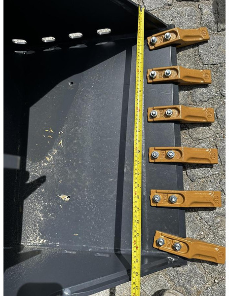 Big Tieflöffel 70cm mit MS03 Symblock Aufnahme - Žlica: slika 2 Big Tieflöffel 70cm mit MS03 Symblock Aufnahme - Žlica: slika 2