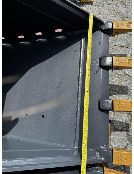 Big Tieflöffel 70cm mit MS08 Symblock Aufnahme - Žlica: slika 2 Big Tieflöffel 70cm mit MS08 Symblock Aufnahme - Žlica: slika 2