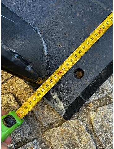 Big Volumenschaufel 250 cm mit Merlo ZM2 Aufnahme - Žlica: slika 3 Big Volumenschaufel 250 cm mit Merlo ZM2 Aufnahme - Žlica: slika 3