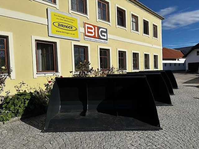 Big Volumenschaufel 250 cm mit Merlo ZM2 Aufnahme - Žlica: slika 1 Big Volumenschaufel 250 cm mit Merlo ZM2 Aufnahme - Žlica: slika 1