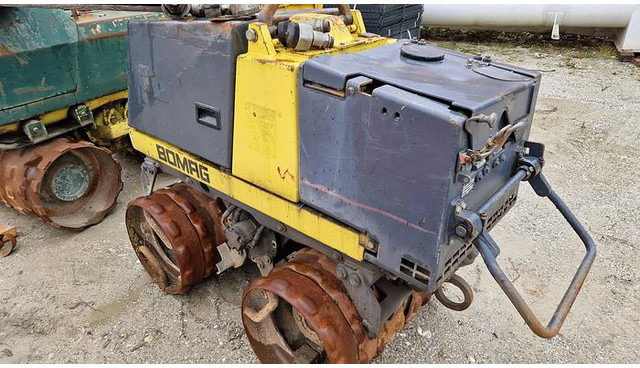 Bomag BMP851 Grabenwalze - Valjar: slika 2 Bomag BMP851 Grabenwalze - Valjar: slika 2