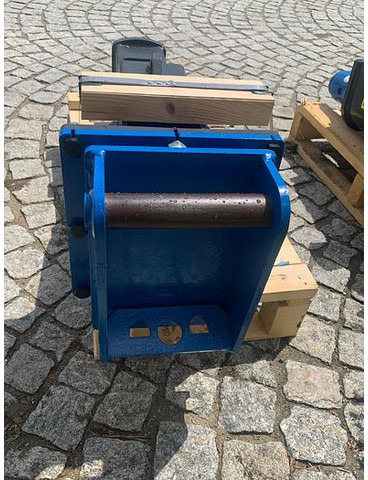 Hammer HM100 Hydraulikhammer mit Lehnhoff MS01 Aufnahme - Hidravlično kladivo: slika 4 Hammer HM100 Hydraulikhammer mit Lehnhoff MS01 Aufnahme - Hidravlično kladivo: slika 4