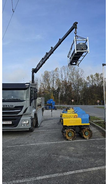 Iveco Stralis 6x2 Baustoffpritsche mit Hiab 228-E5 Kran - Tovornjak z dvigalom: slika 3 Iveco Stralis 6x2 Baustoffpritsche mit Hiab 228-E5 Kran - Tovornjak z dvigalom: slika 3