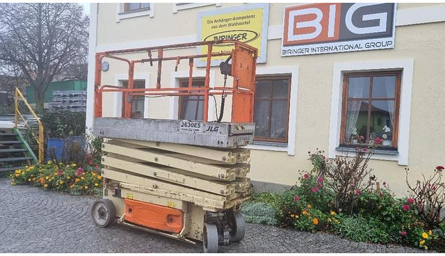 JLG 2630ES Scherenarbeitsbühne elektrisch - Dvižna ploščad: slika 2 JLG 2630ES Scherenarbeitsbühne elektrisch - Dvižna ploščad: slika 2