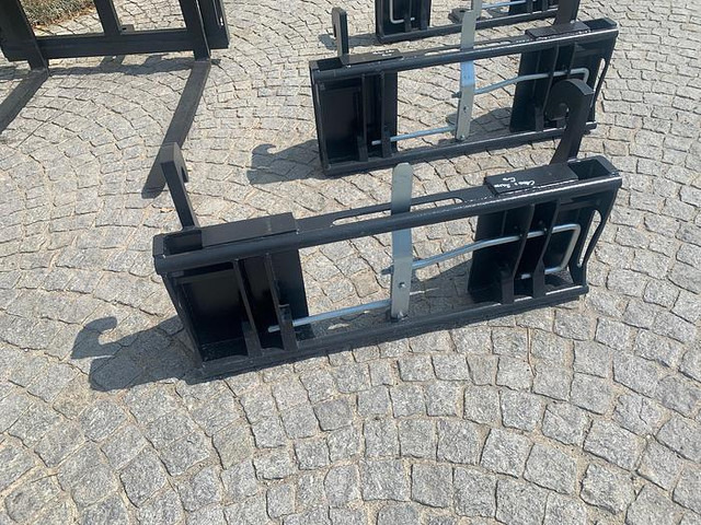 Big Adapter Claas Scorpion auf Euro - Priključek: slika 1 Big Adapter Claas Scorpion auf Euro - Priključek: slika 1