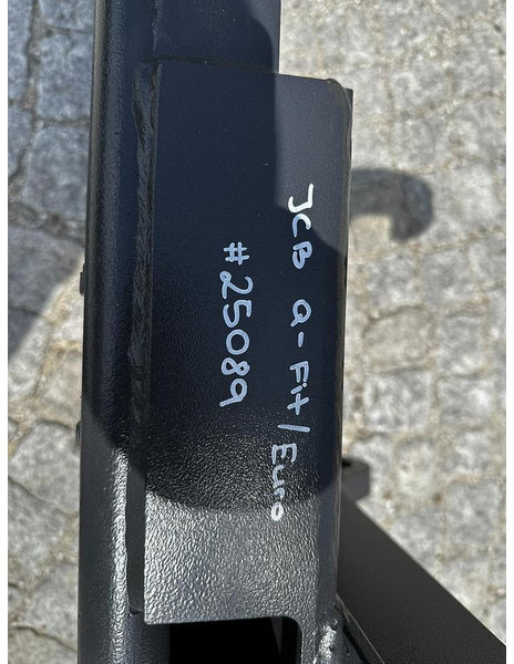 Big Adapter JCB Q-Fit passend zu Euro Aufnahme - Priključek: slika 4 Big Adapter JCB Q-Fit passend zu Euro Aufnahme - Priključek: slika 4