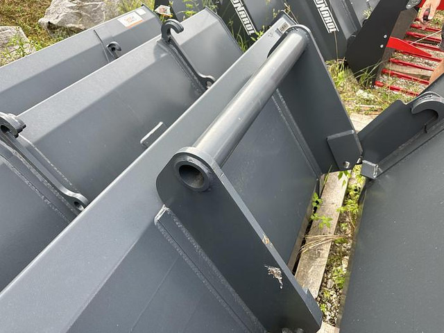 Big Schwergutschaufel 200 cm mit Bobcat Teleskoplader Aufnahme - Priključek: slika 2 Big Schwergutschaufel 200 cm mit Bobcat Teleskoplader Aufnahme - Priključek: slika 2