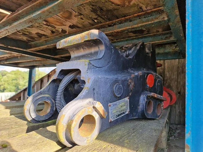 Terex / Fermec / MF Schnellwechsler - Hitra spojka: slika 1 Terex / Fermec / MF Schnellwechsler - Hitra spojka: slika 1