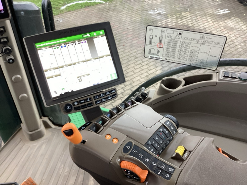 John Deere 8RX 410 inkl. PowerGard Protection Plus bis 08/26 - Traktor: slika 4 John Deere 8RX 410 inkl. PowerGard Protection Plus bis 08/26 - Traktor: slika 4