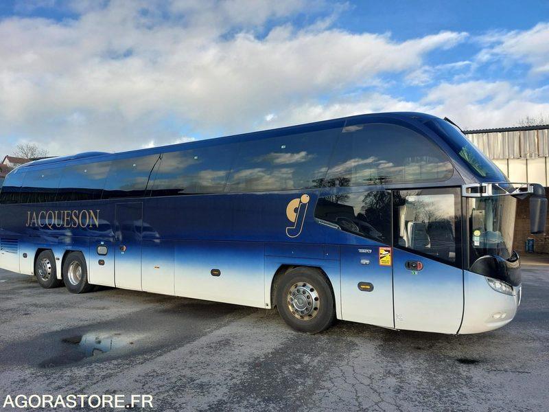 AUTOCAR NEOPLAN CITYLINER P16 L / 14M / 48+1+1+WC / 645008KM - Potovalni avtobus: slika 4 AUTOCAR NEOPLAN CITYLINER P16 L / 14M / 48+1+1+WC / 645008KM - Potovalni avtobus: slika 4