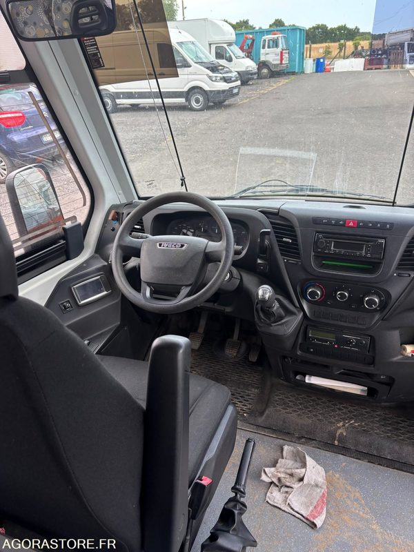 Bus Iveco moteur HS - Avtobus: slika 3 Bus Iveco moteur HS - Avtobus: slika 3