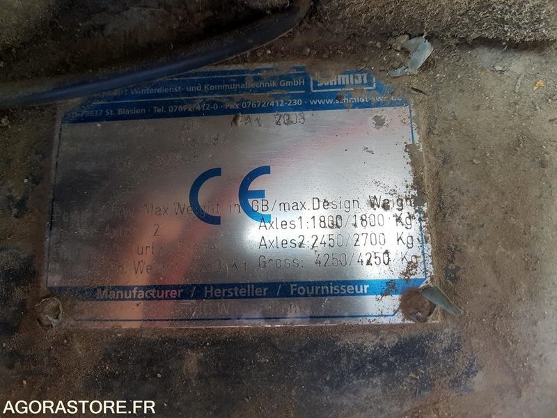 BALAYEUSE SCHMIDT COMPACT 200 - Vozilo za pometanje: slika 2 BALAYEUSE SCHMIDT COMPACT 200 - Vozilo za pometanje: slika 2