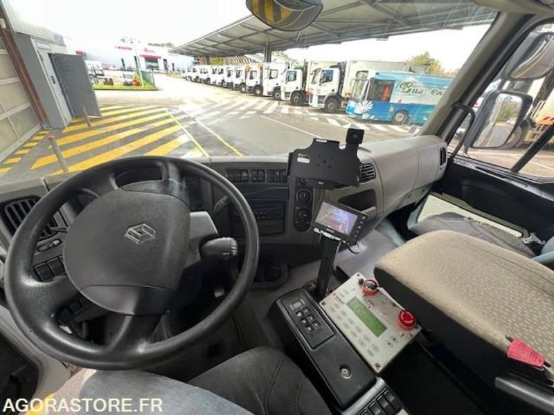 BENNE A ORDURES MENAGERES RENAULT - Smetarski tovornjak: slika 5 BENNE A ORDURES MENAGERES RENAULT - Smetarski tovornjak: slika 5