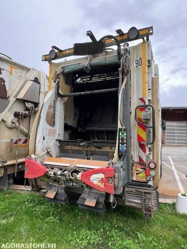 BENNE A ORDURES MENAGERES RENAULT - Smetarski tovornjak: slika 4 BENNE A ORDURES MENAGERES RENAULT - Smetarski tovornjak: slika 4