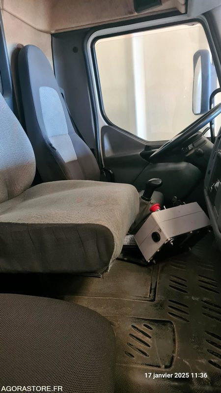 BOM RENAULT PREMIUM 270 DCI VOIE ETROITE - 2004 - 320239KM - Smetarski tovornjak: slika 5 BOM RENAULT PREMIUM 270 DCI VOIE ETROITE - 2004 - 320239KM - Smetarski tovornjak: slika 5