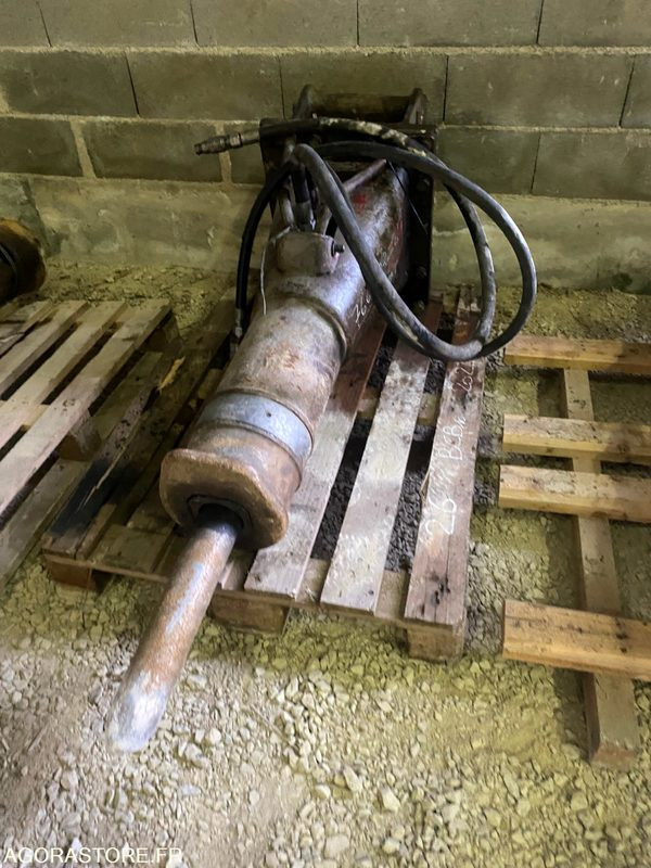 BRH MONTABERT SC36 QA20 ARDEN BON ETAT - Gradbena oprema: slika 1 BRH MONTABERT SC36 QA20 ARDEN BON ETAT - Gradbena oprema: slika 1