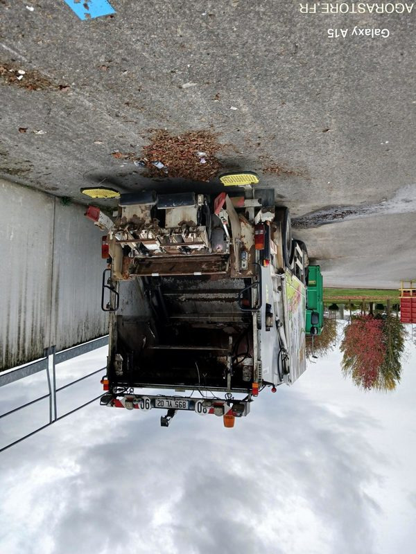 CAMION BENNE ORDURES MENAGERES - Smetarski tovornjak: slika 1 CAMION BENNE ORDURES MENAGERES - Smetarski tovornjak: slika 1