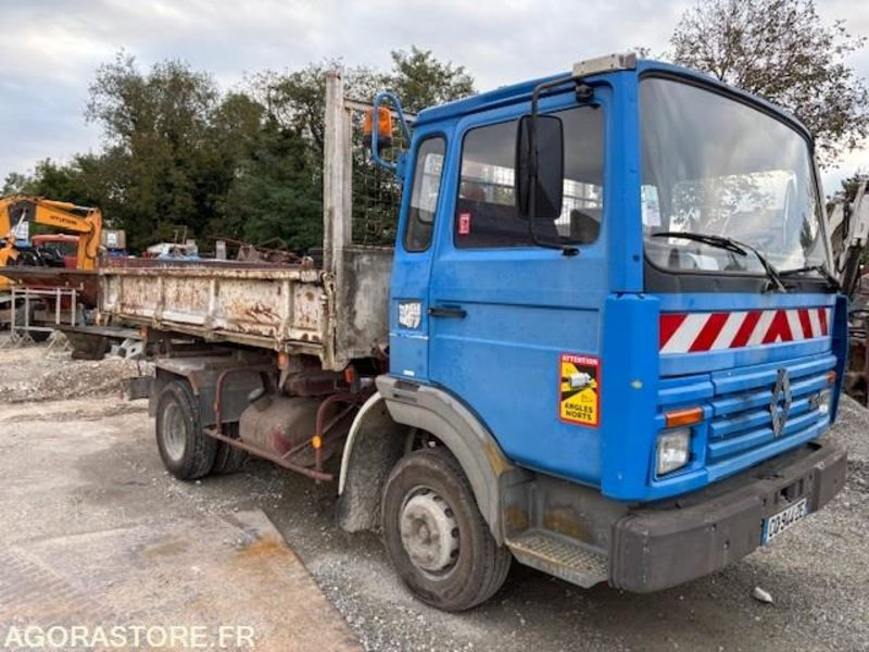 CAMION BENNE (TRI-BENNE) RENAULT S120 MIDLINER 1991 221000 KM - Tovornjak prekucnik: slika 3 CAMION BENNE (TRI-BENNE) RENAULT S120 MIDLINER 1991 221000 KM - Tovornjak prekucnik: slika 3
