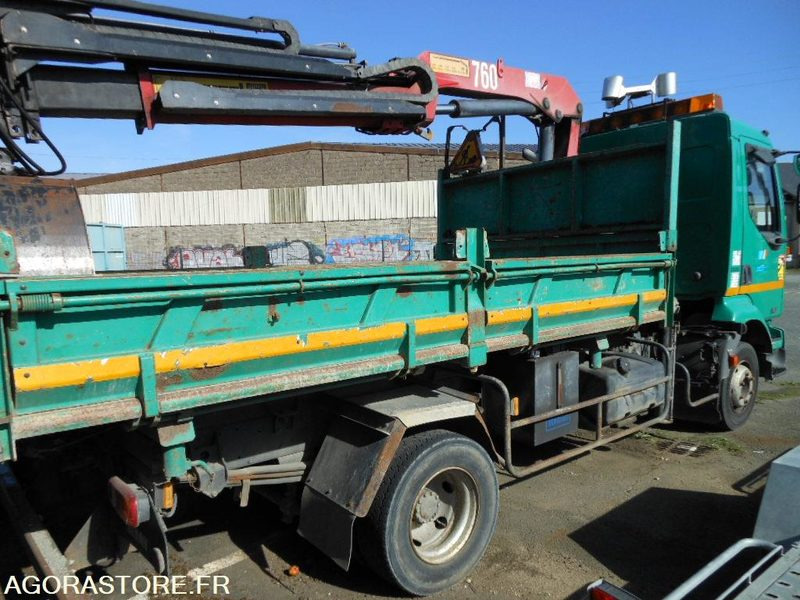 CAMION PTAC < 19 T RENAULT M180 (CA219) - Tovornjak z dvigalom: slika 4 CAMION PTAC < 19 T RENAULT M180 (CA219) - Tovornjak z dvigalom: slika 4