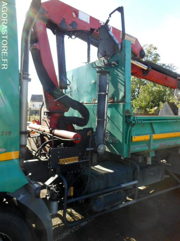 CAMION PTAC < 19 T RENAULT M180 (CA219) - Tovornjak z dvigalom: slika 2 CAMION PTAC < 19 T RENAULT M180 (CA219) - Tovornjak z dvigalom: slika 2