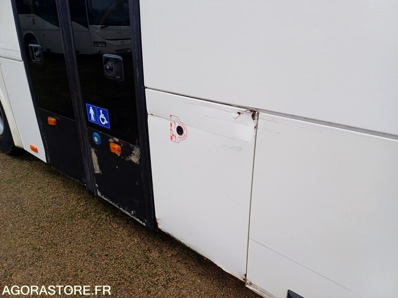 CAR IRISBUS RECREO - N°16813 - MEC2010 - 522000km/ AT-416-NP - Šolski avtobus: slika 3 CAR IRISBUS RECREO - N°16813 - MEC2010 - 522000km/ AT-416-NP - Šolski avtobus: slika 3