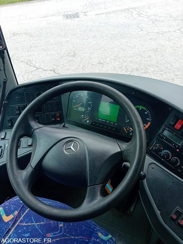 CAR SCOLAIRE MERCEDES INTOURO N°11426/395 MEC 2009 435000KM AH-538-LV - Šolski avtobus: slika 3 CAR SCOLAIRE MERCEDES INTOURO N°11426/395 MEC 2009 435000KM AH-538-LV - Šolski avtobus: slika 3