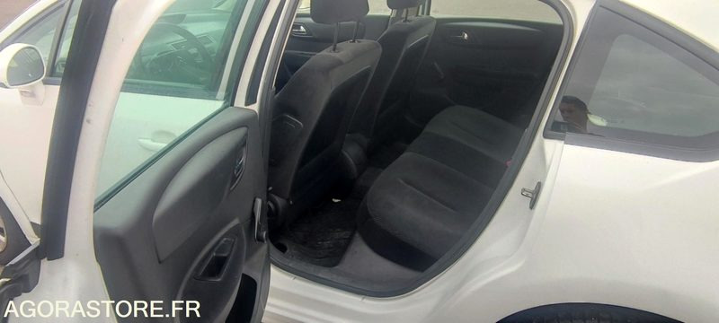 Avtomobil CITROEN C4: slika 8