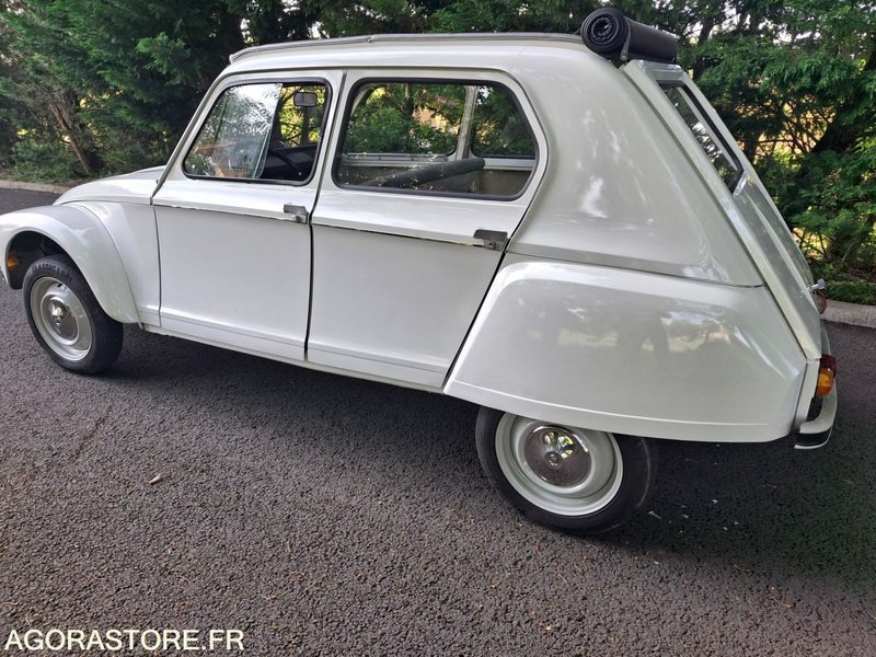 CITROEN-DYANE-1967- - Avtomobil: slika 3 CITROEN-DYANE-1967- - Avtomobil: slika 3