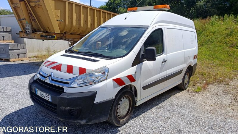 CITROËN JUMPY - 2013 / 222000 KM (CZ-054-FE) - Mali kombi: slika 1 CITROËN JUMPY - 2013 / 222000 KM (CZ-054-FE) - Mali kombi: slika 1
