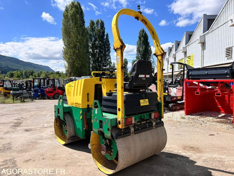 COMPACTEUR AMMANN AV26-2 ROULEAU TANDEM VIBRANT ARTICULÉ - ANNÉE 2008 - 1765 H - Valjar: slika 5 COMPACTEUR AMMANN AV26-2 ROULEAU TANDEM VIBRANT ARTICULÉ - ANNÉE 2008 - 1765 H - Valjar: slika 5