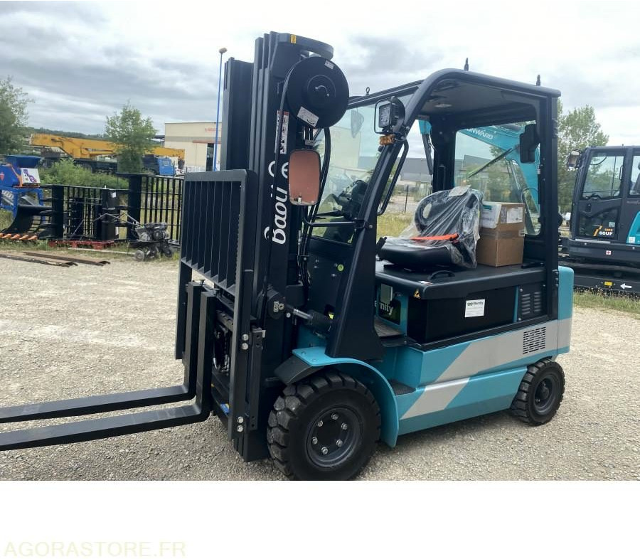 Chariot élévateur NEUF BAOLI KBE30N 3T ELECTRIQUE - Električni viličar: slika 2 Chariot élévateur NEUF BAOLI KBE30N 3T ELECTRIQUE - Električni viličar: slika 2