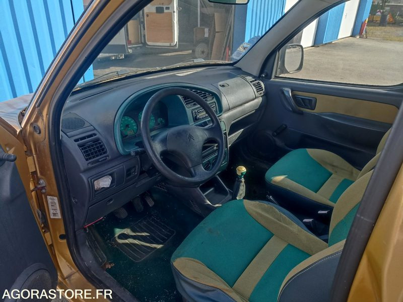 Citroën Berlingo 2L Hdi - 268784kms - 2002 - Avtomobil: slika 3 Citroën Berlingo 2L Hdi - 268784kms - 2002 - Avtomobil: slika 3