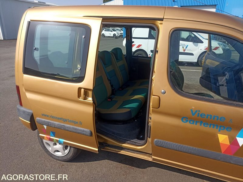 Citroën Berlingo 2L Hdi - 268784kms - 2002 - Avtomobil: slika 4 Citroën Berlingo 2L Hdi - 268784kms - 2002 - Avtomobil: slika 4