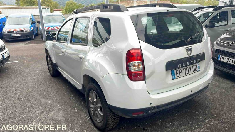 DACIA DUSTER - 2017 - 173388KM - EP701QD - SUV: slika 3 DACIA DUSTER - 2017 - 173388KM - EP701QD - SUV: slika 3